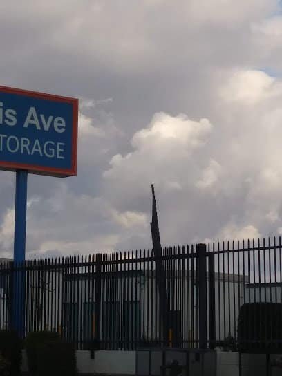 Clovis Ave Self Storage