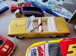 Anthony’s Lake Avenue Mini Storage & Flea Market