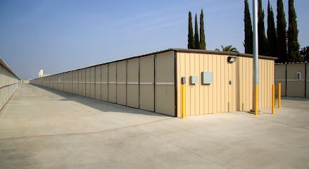 Derrel’s Mini Storage