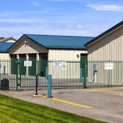 A Mini Storage On 3rd Street