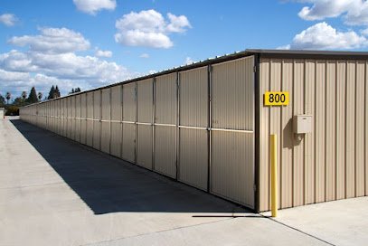 Derrel’s Mini Storage