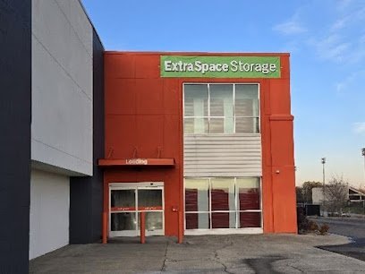 Extra Space Storage