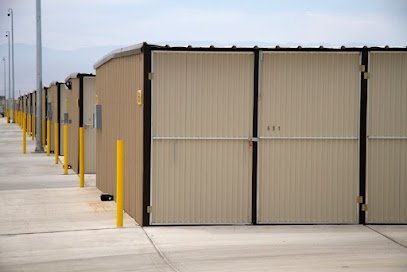 Derrel’s Mini Storage