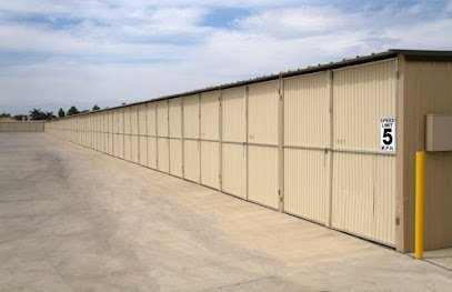 Derrel’s Mini Storage