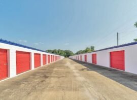 American Mini Self Storage & Penske Truck Rental
