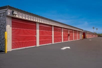 StorQuest Economy Self Storage
